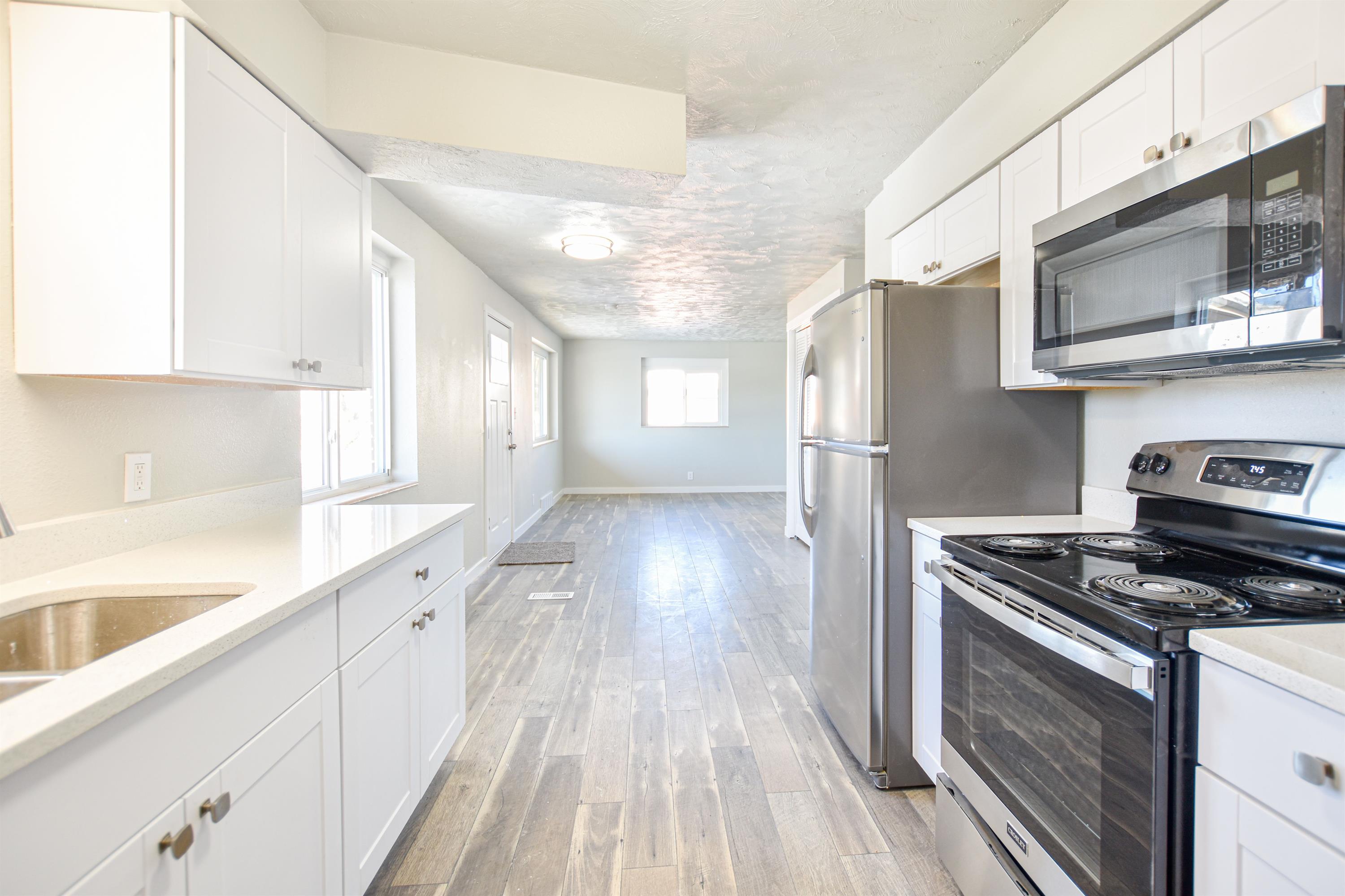 34 N Terrace Dr - UP